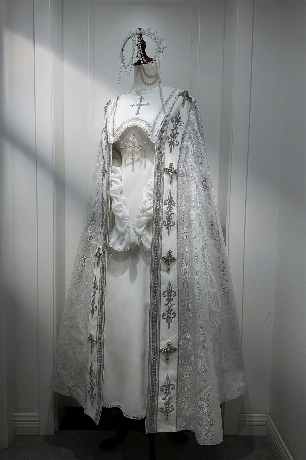 [Sale period has ended] Pray on a Moonlight Night Dress, White, Long Length