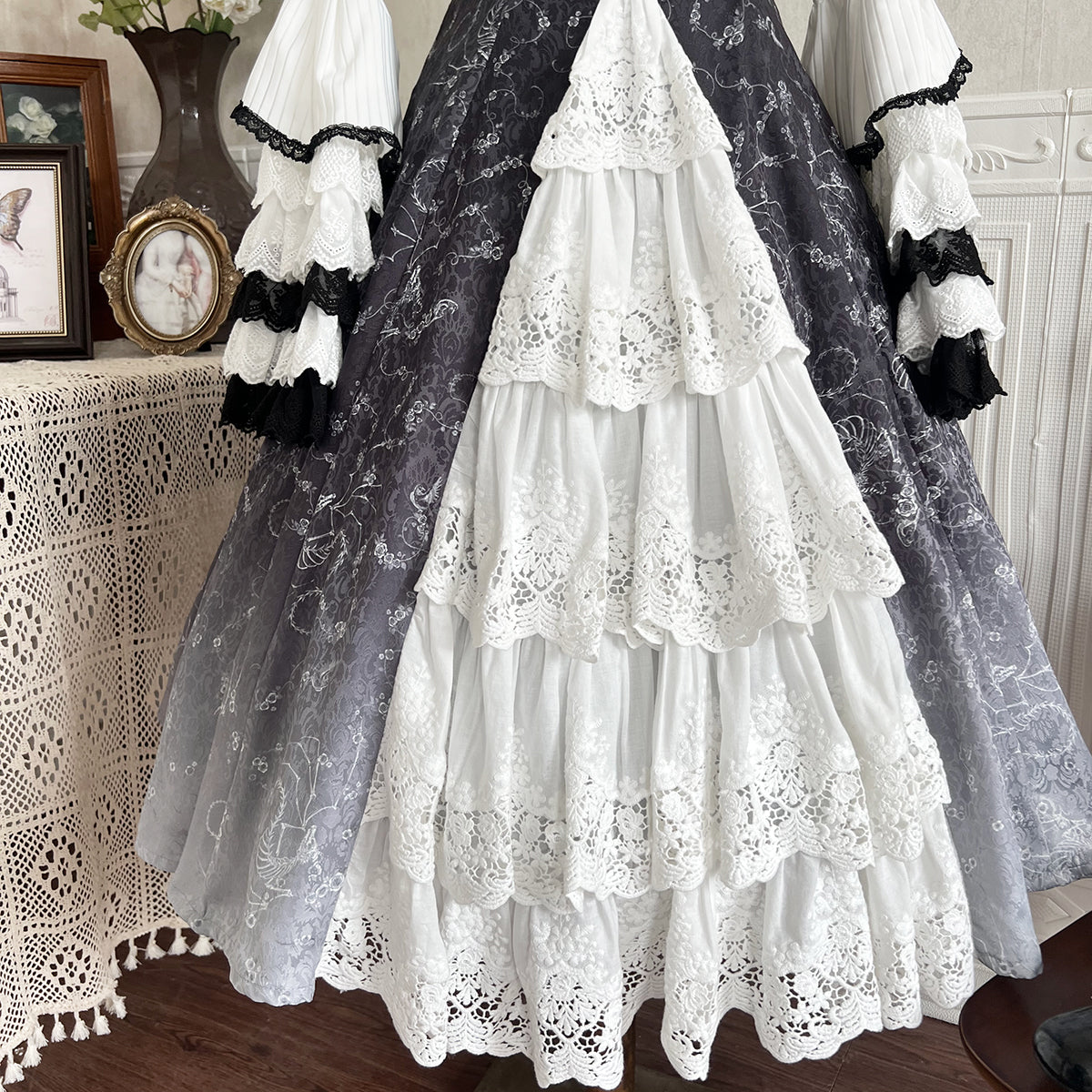 Black Witch Elegant Gothic Lolita Jumper Skirt