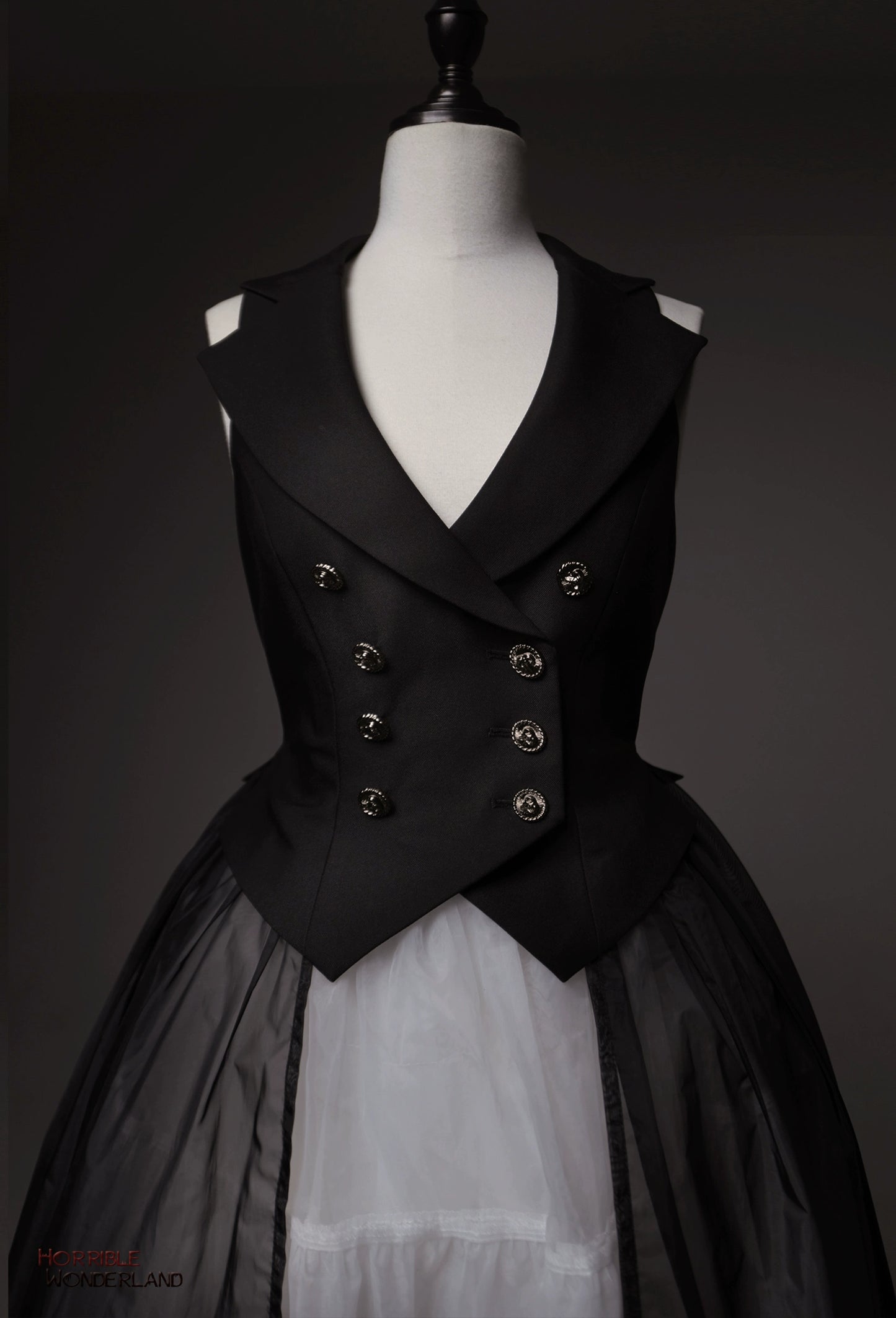 [Pre-orders available until 9/18] Horrible Wonderland Veiled Vest