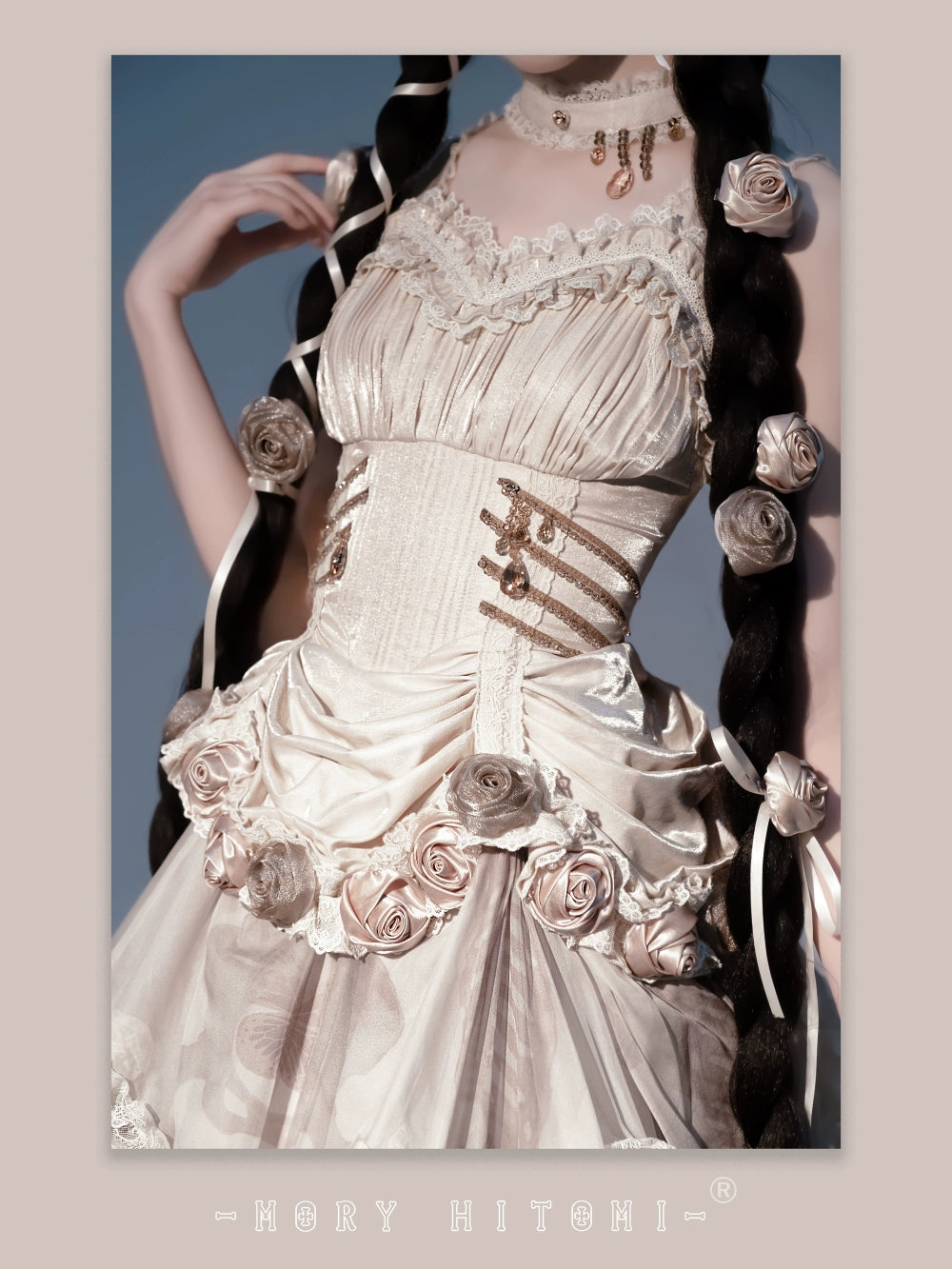 [Sale period ended] Rose Knight III Satin and organdy gothic dress [Champagne]