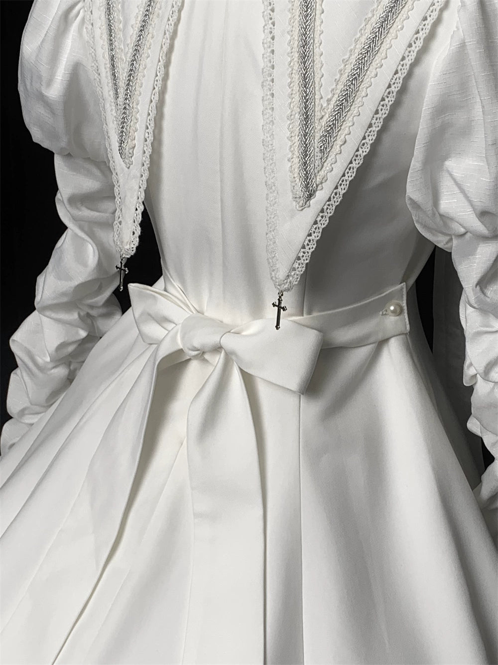 [Resale/Pre-orders until 10/16] Pray on a Moonlight Night Dress, White, Long Length