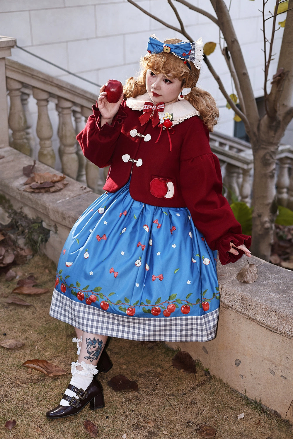 [Pre-order] Apple Garden Short Coat