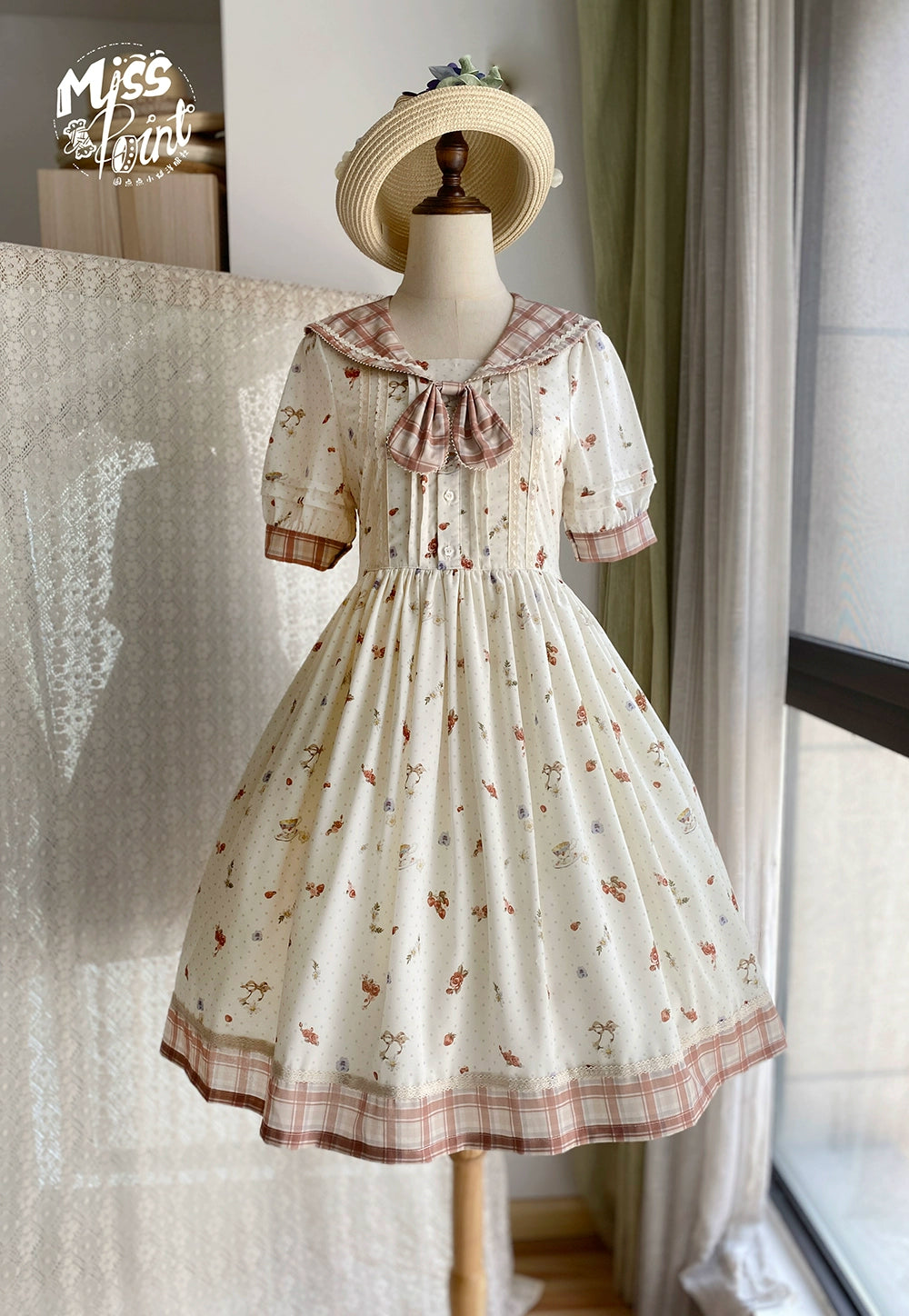 [Pre-orders available until 9/24] Autumn Pleasure Sailor Collar Dress