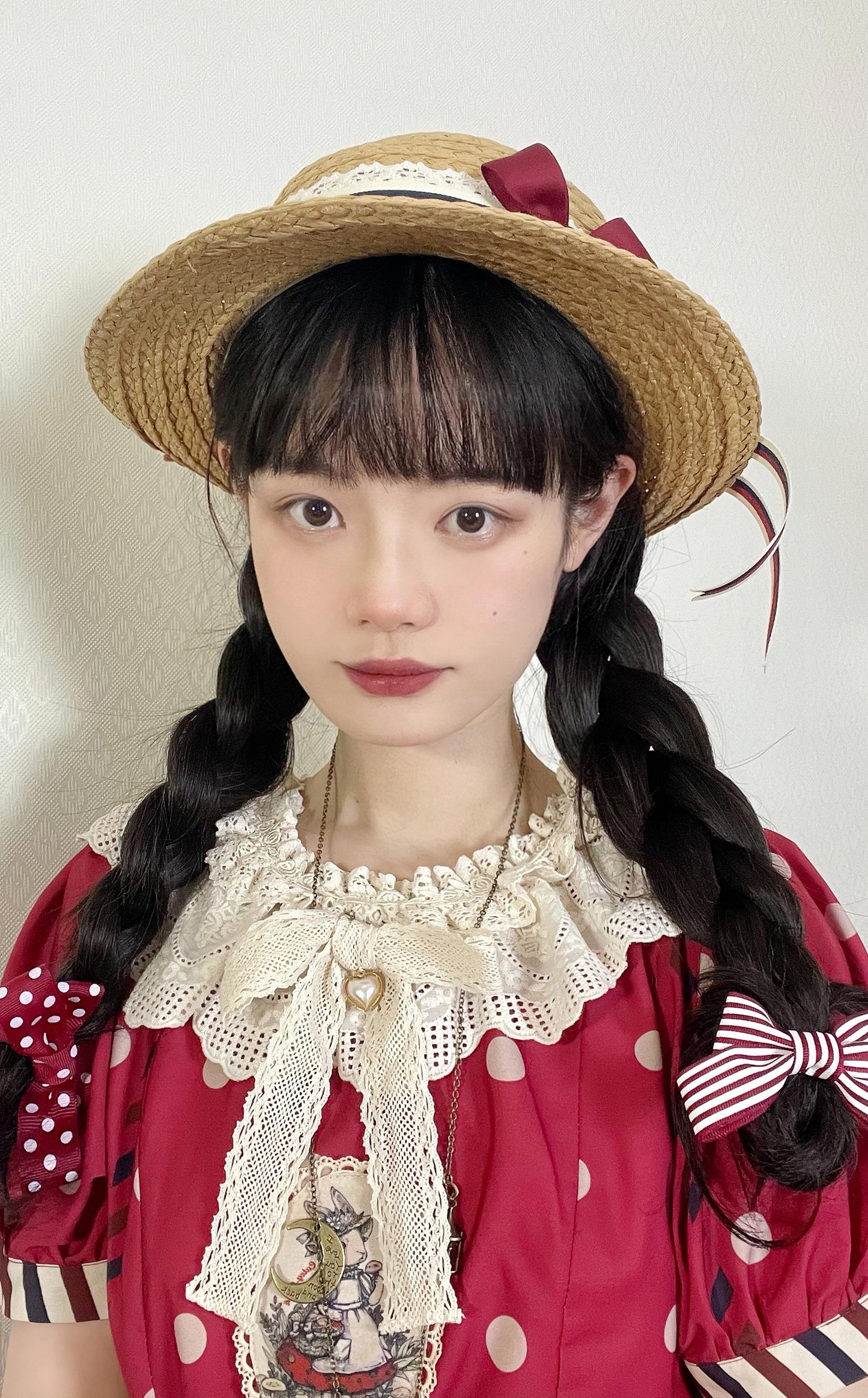 キノコとウサギの切手デザインワンピース