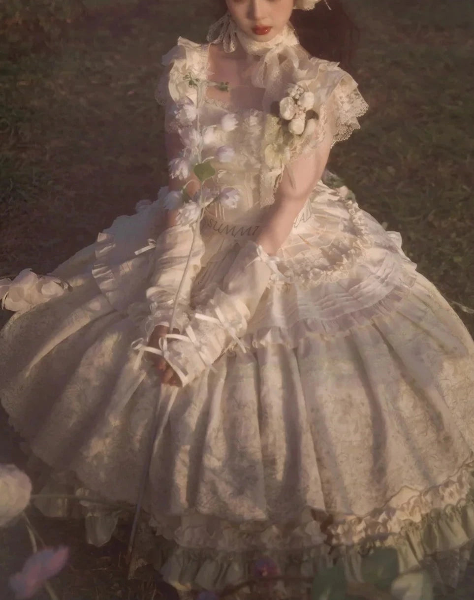 Fourteen-line poem: Lace and embroidered skirt