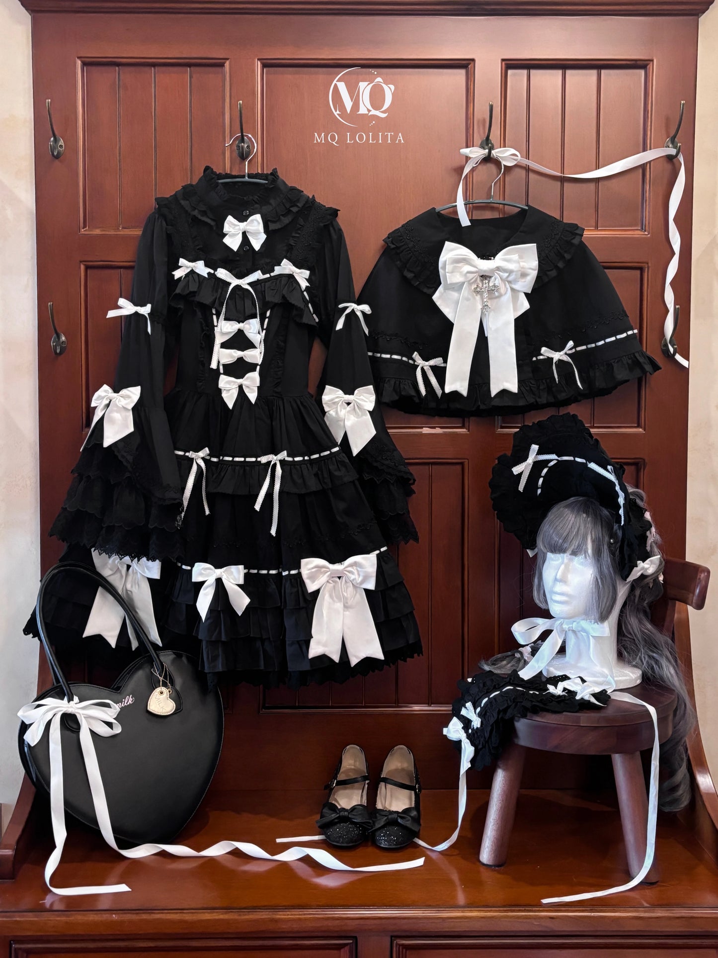 [Pre-orders until 8/15] Labyrinth Doll Jumper Skirt