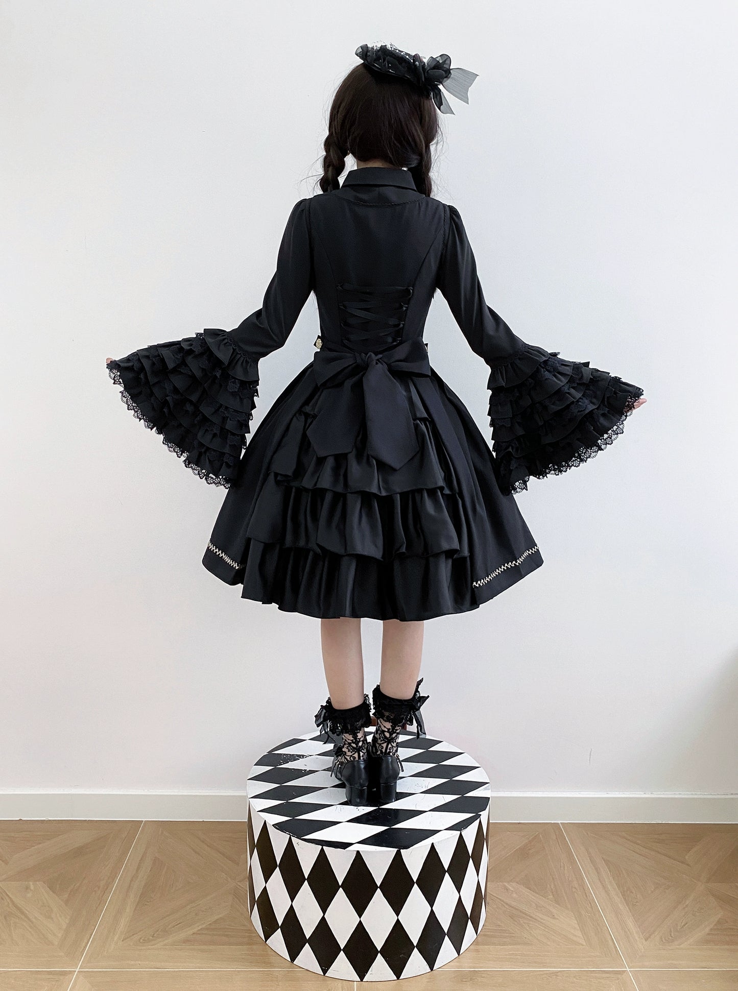 [Pre-orders available until 9/29] Bright Moon Corset Jumper Skirt, Plain Type [Black]