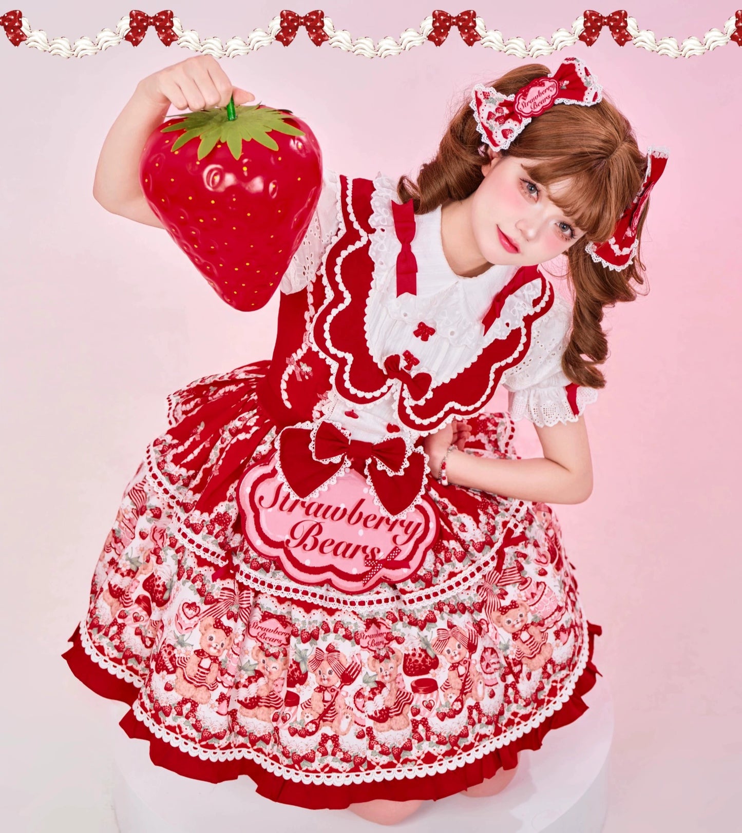 [Pre-orders available until 8/28] Bear Strawberry Garden One-piece dress, 2-piece set