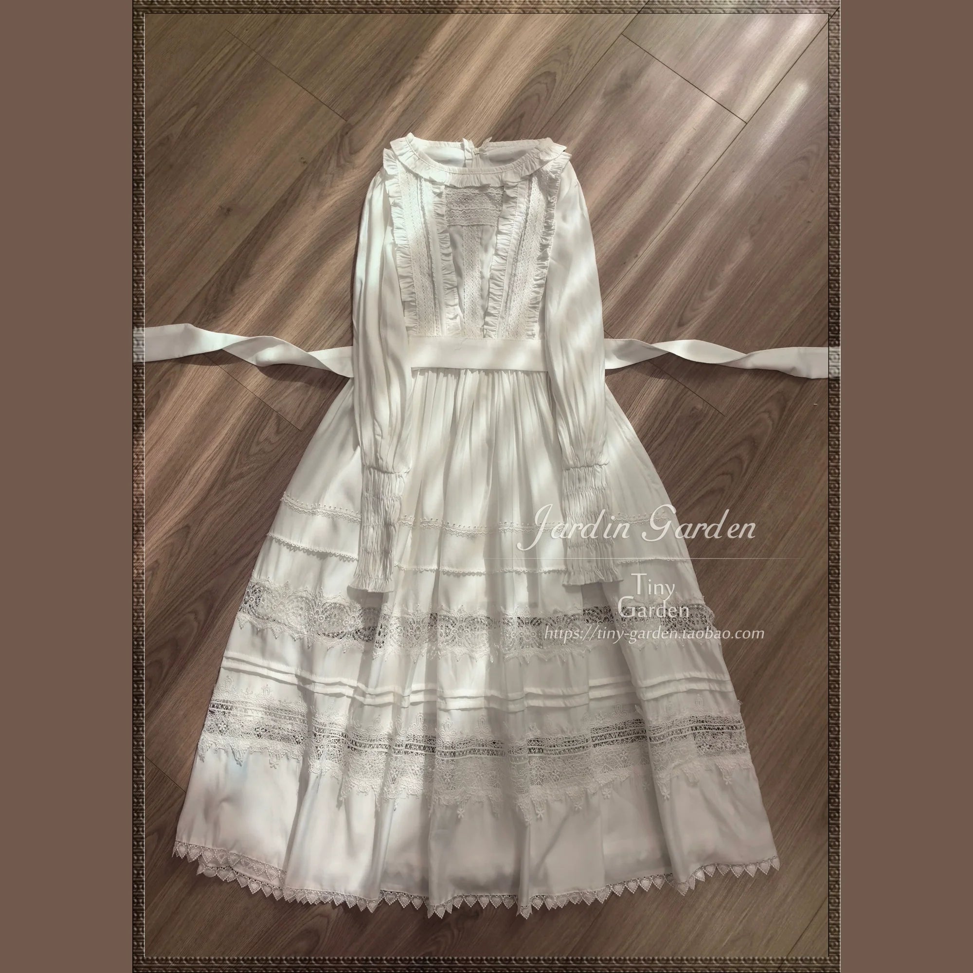 [Pre-order] Spring Whisper Classical Dress, Short Sleeve Type