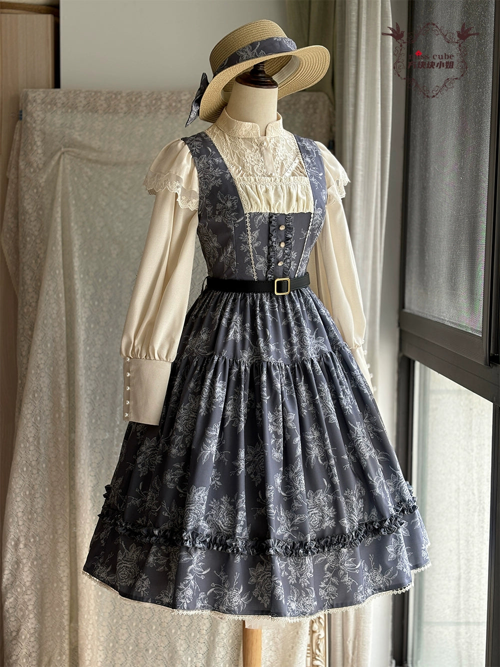 【予約販売】Sketch Wild Rose ジャンパースカート プリントタイプ