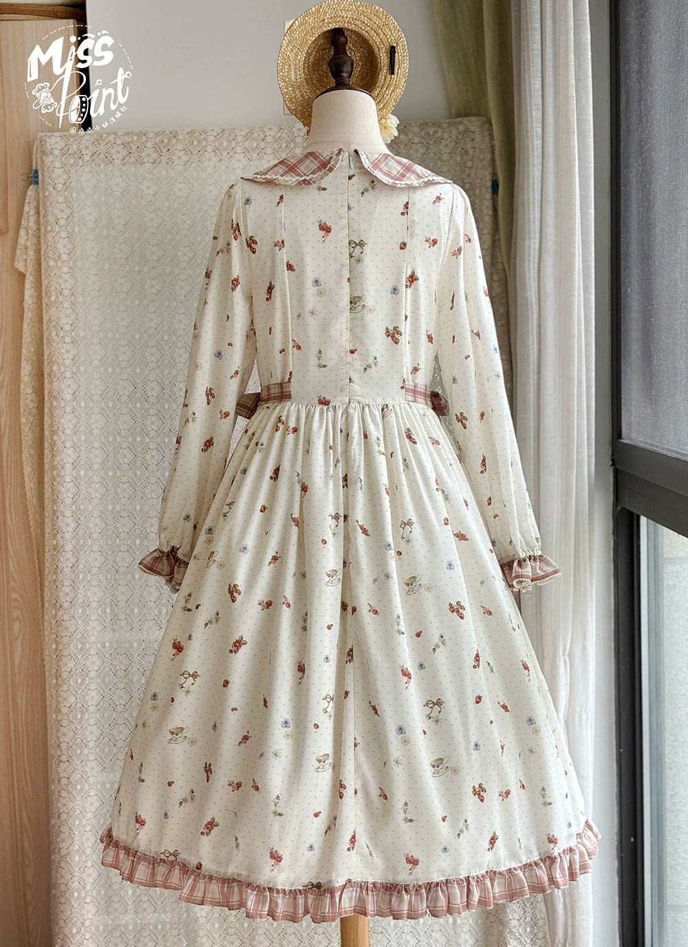 [Pre-orders available until 9/24] Autumn Pleasure Round Collar Dress