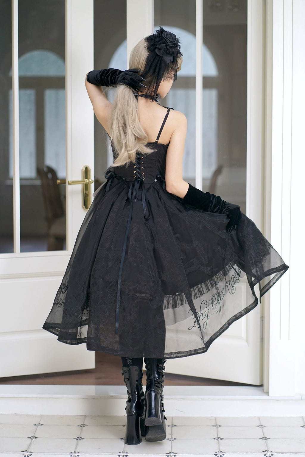 [Pre-orders available until 2/18] Scale Theory Short Jumper Skirt