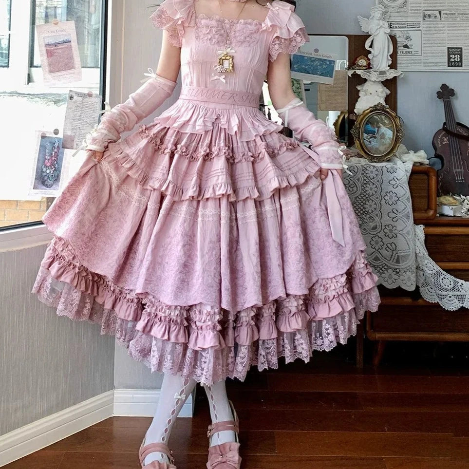 Fourteen-line poem: Lace and embroidered skirt