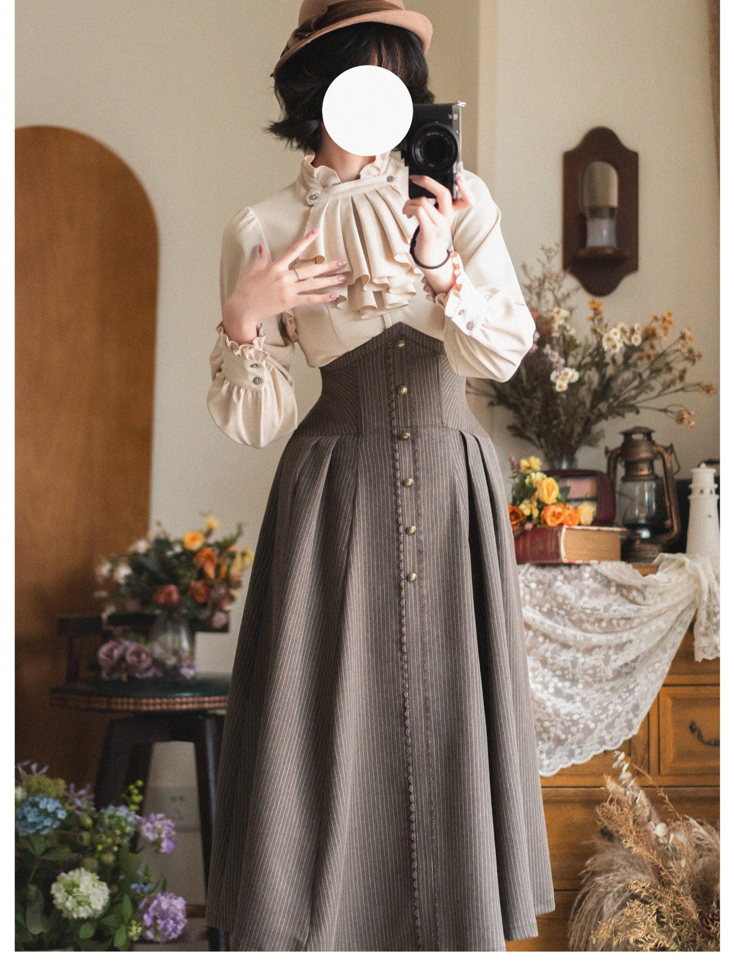 [Pre-order] Forest Letter Elegant Blouse [Buy together for 20% off]