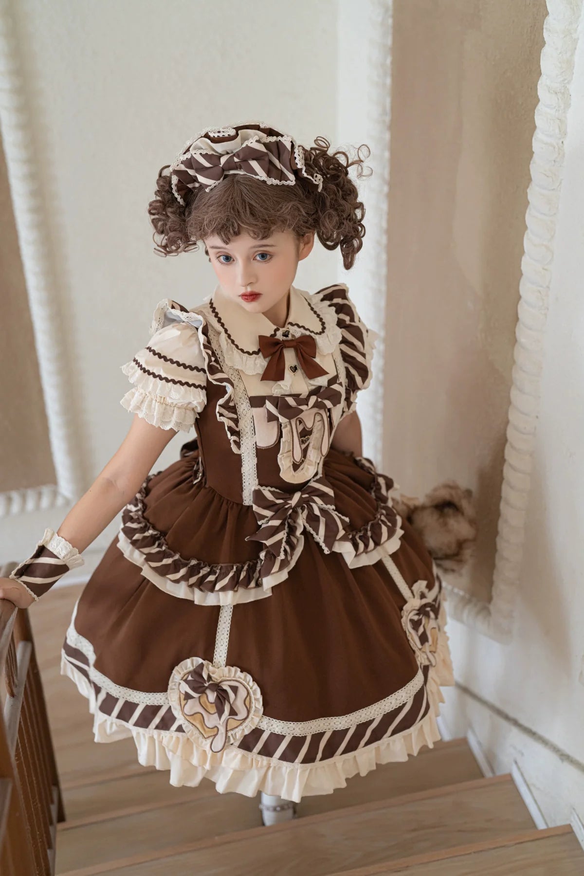 White &amp; milk chocolate jumper skirt and blouse
