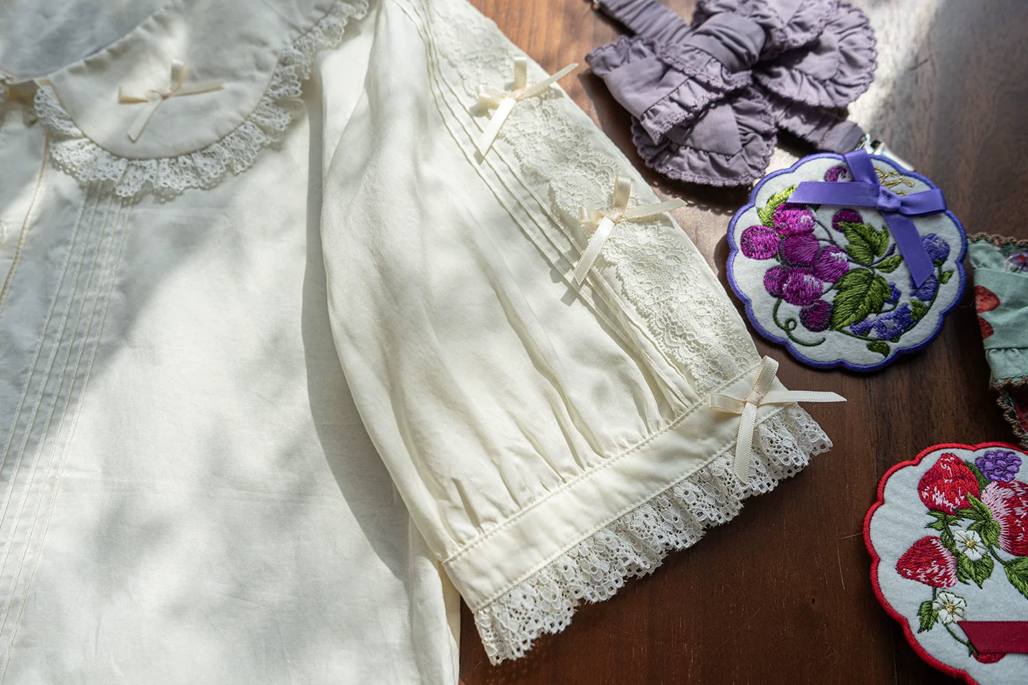 Picnic Basket short sleeve blouse