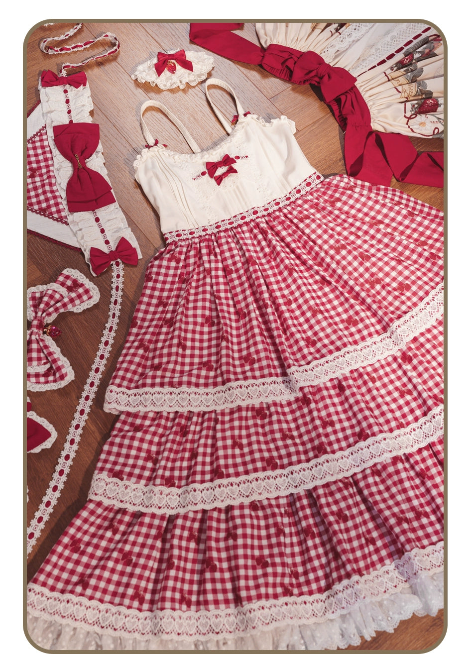 【受注予約8/18まで】Strawberry Sunshine Picnic  カントリー風ジャンパースカートとエプロン