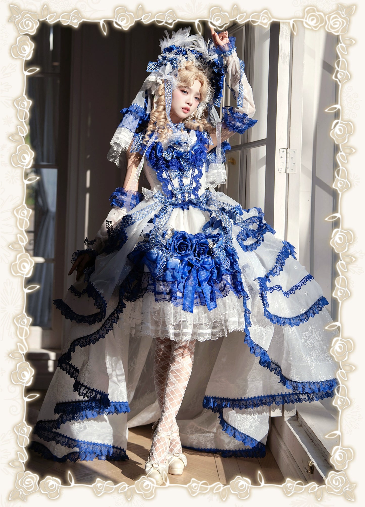 【受注予約8/13まで】Snow Rose Princess トレーン付きドレス・ブルー×ホワイト