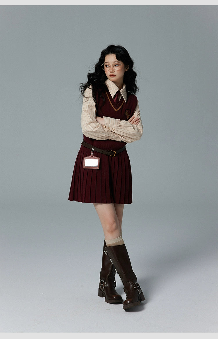 [Pre-order] Hogwarts School of Witchcraft and Wizardry V-neck knit jumper skirt