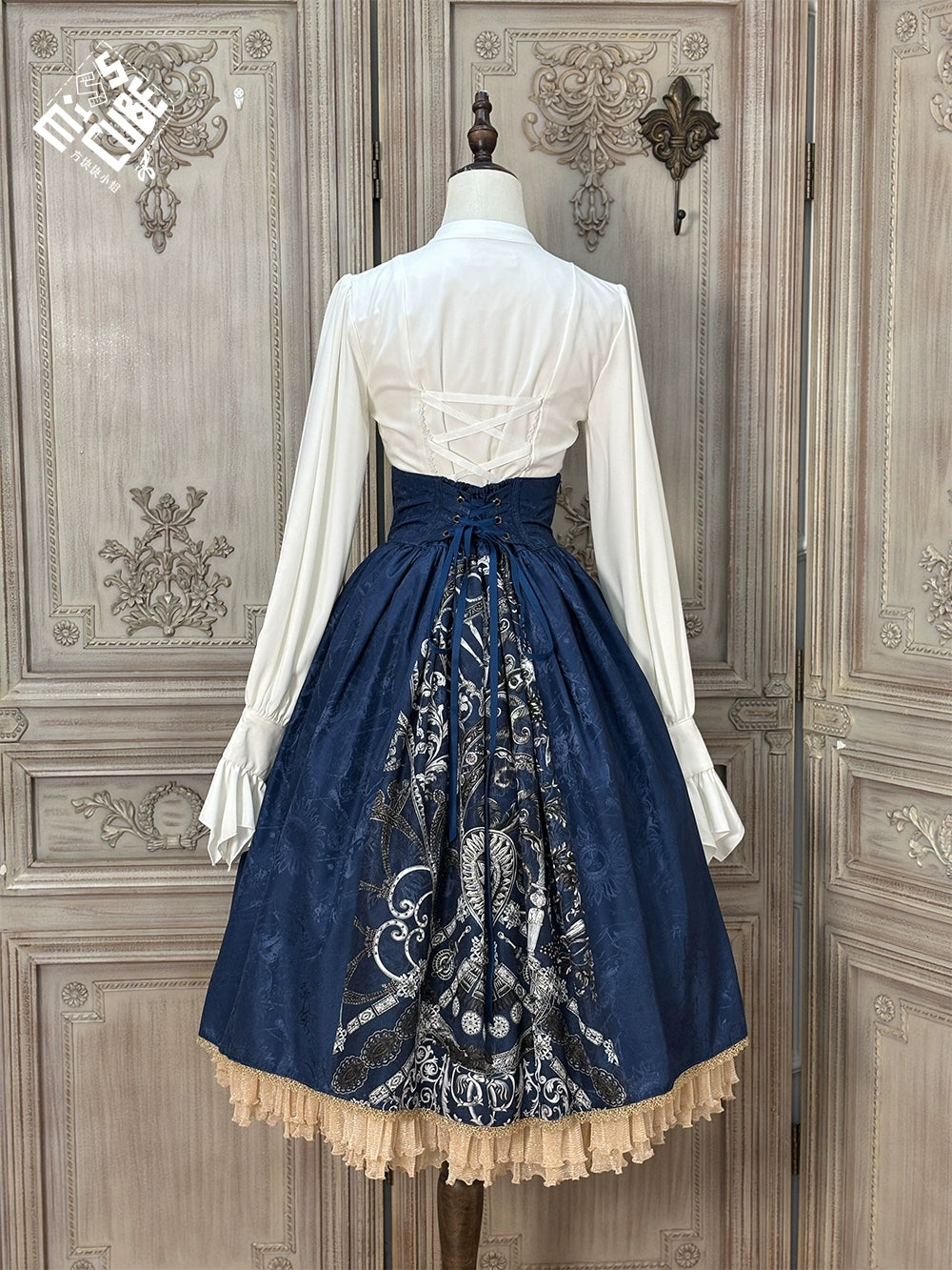 [Pre-orders available until 12/12] Eye of Horus Print Skirt, Corset Type