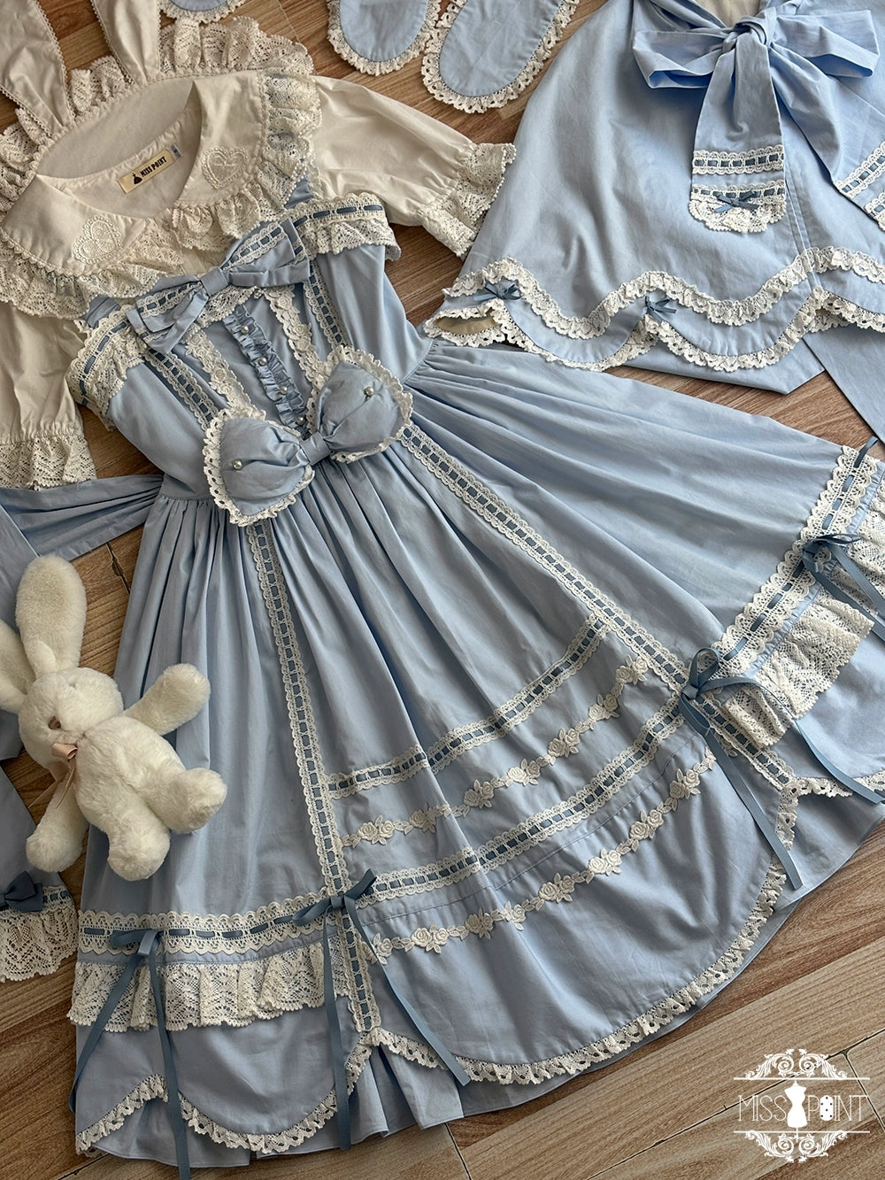 【予約販売】Antique Petal Rabbit リボンジャンパースカート