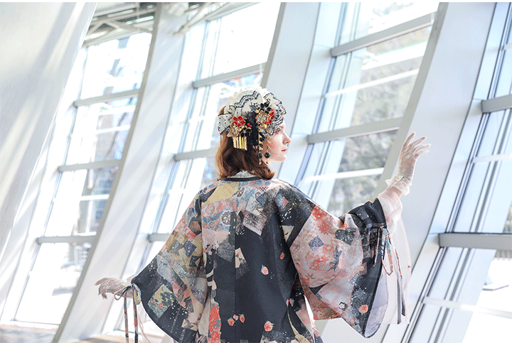 和ロリ苔桃の花咲くエレガント羽織