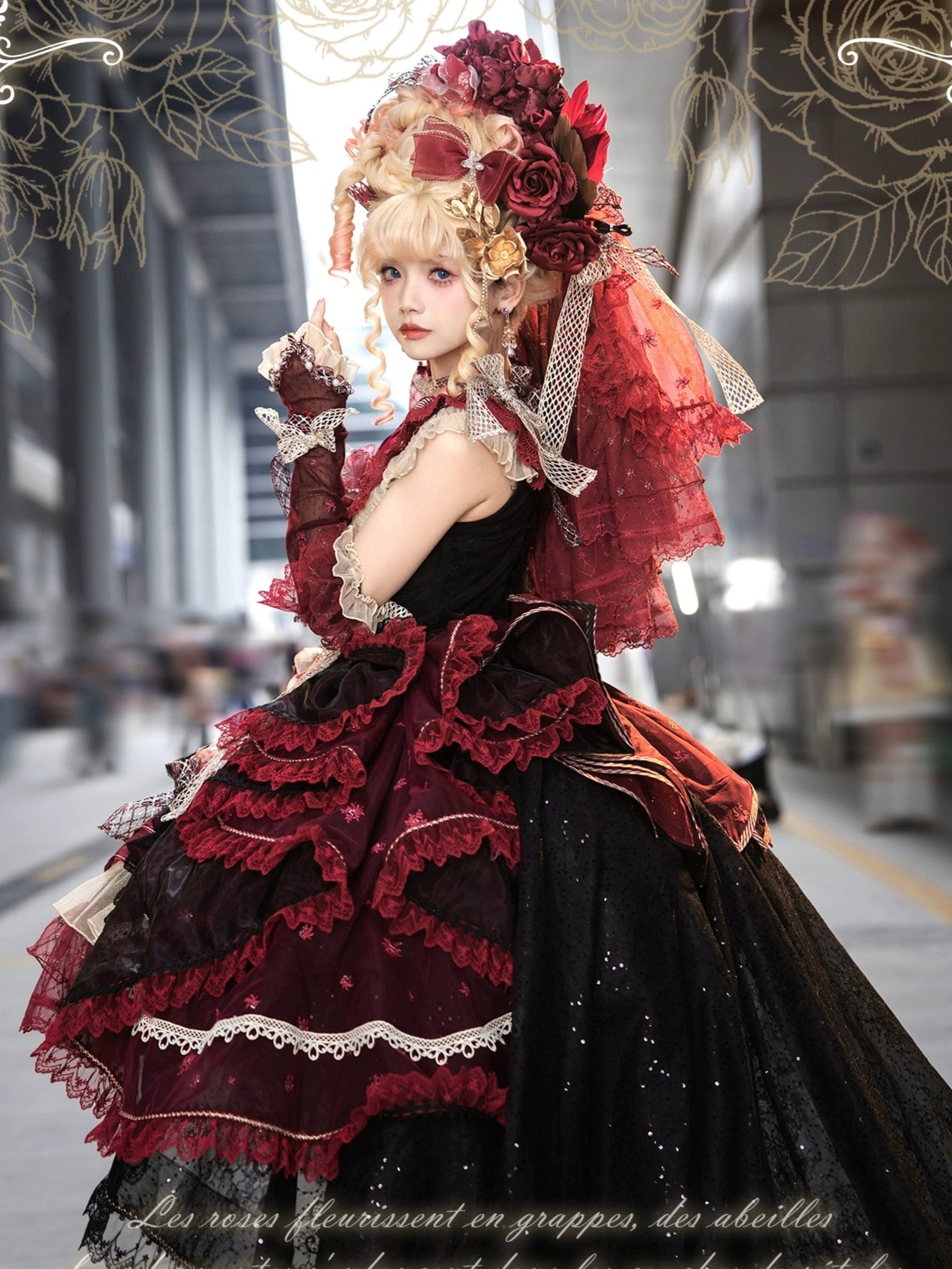 【受注予約8/13まで】Snow Rose Princess トレーン付きドレス・レッド×ブラック（ゴールド）