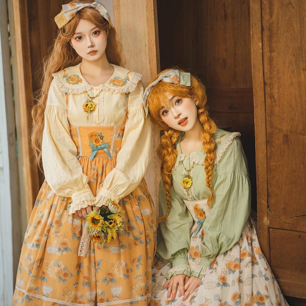 [Pre-order] Gardening Sunflower Embroidered Collar Blouse