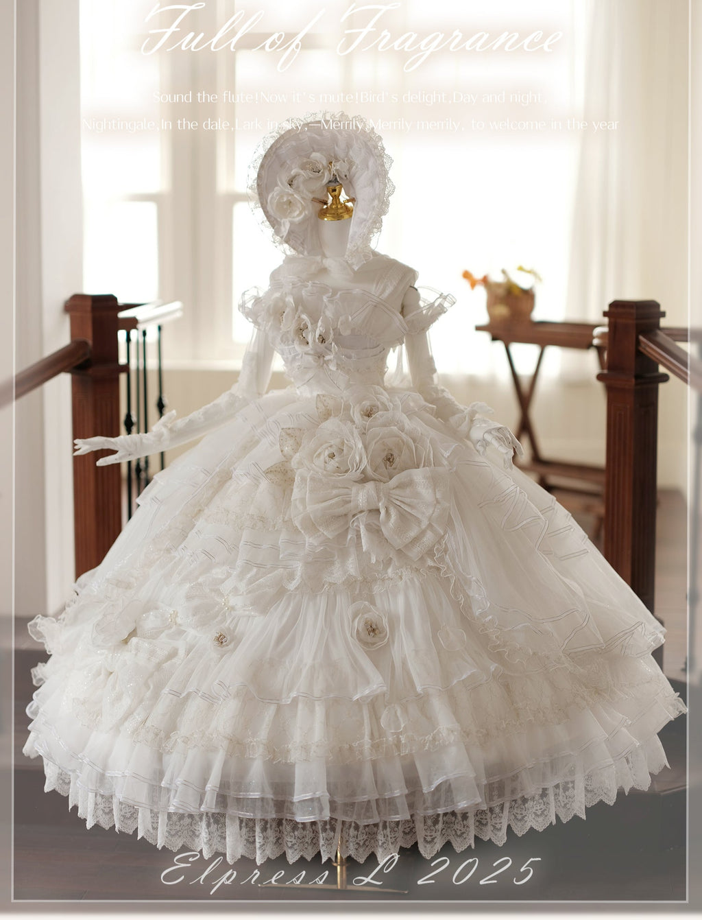 [Pre-orders available until 2/26] Full of Fragrance Dress with Train and Inner Skirt - White