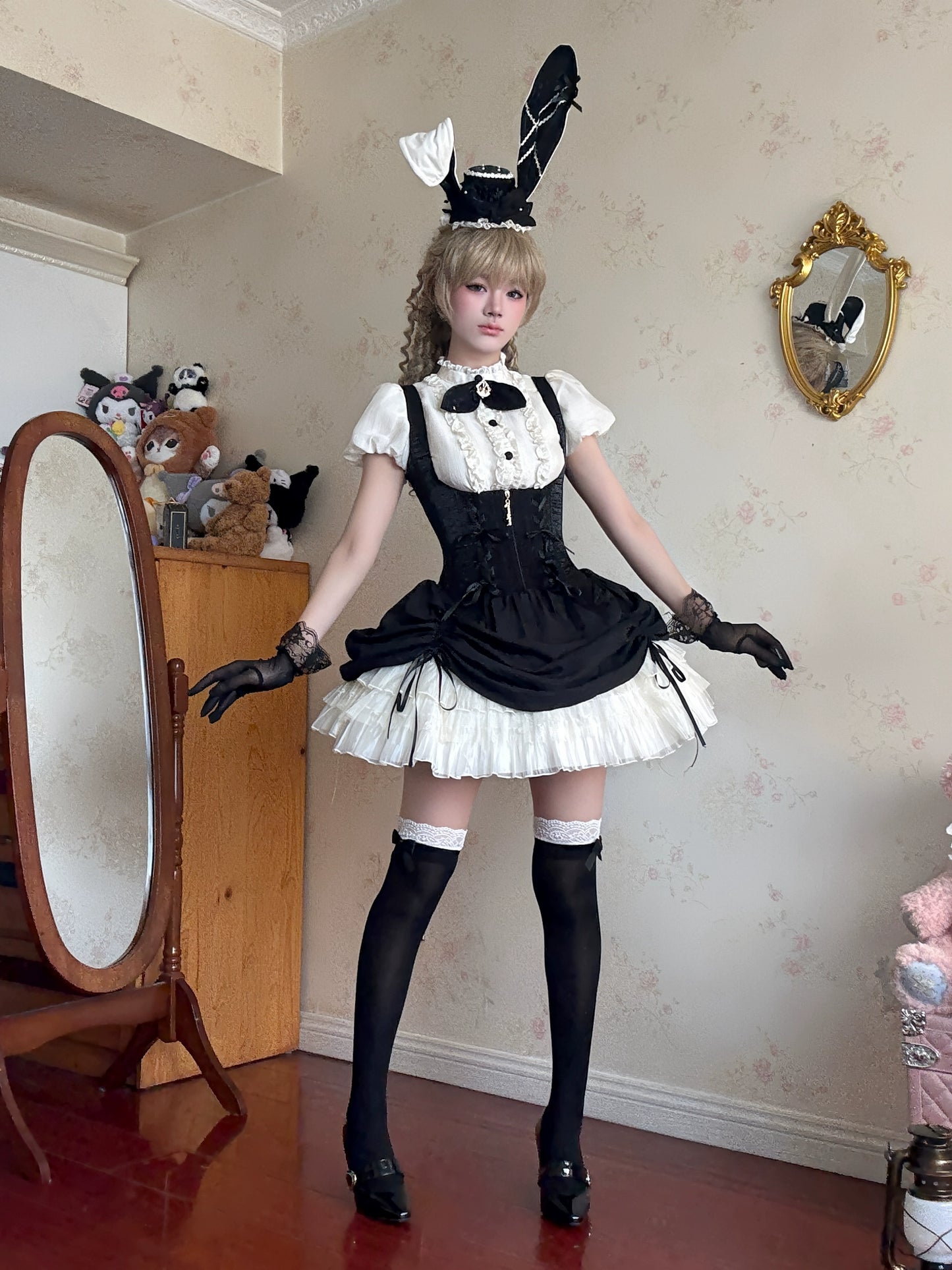 【受注予約6/30まで】Brulee Bunny コルセットジャンパースカートセット・ブラック