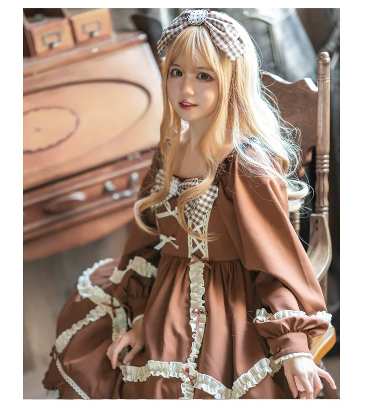 Three o'clock biscuit brown dress