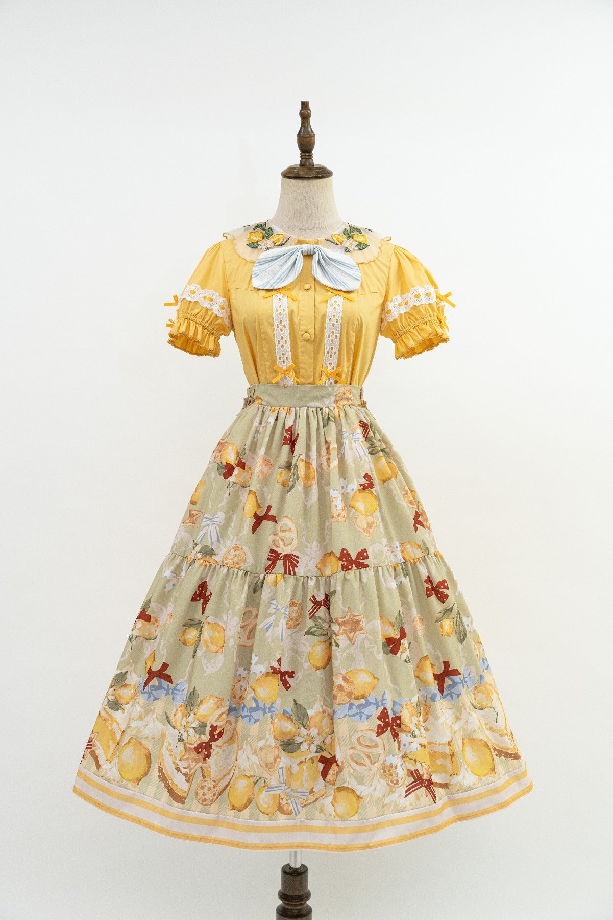 【受注予約6/26まで】Lemon Biscuit サスペンダースカート