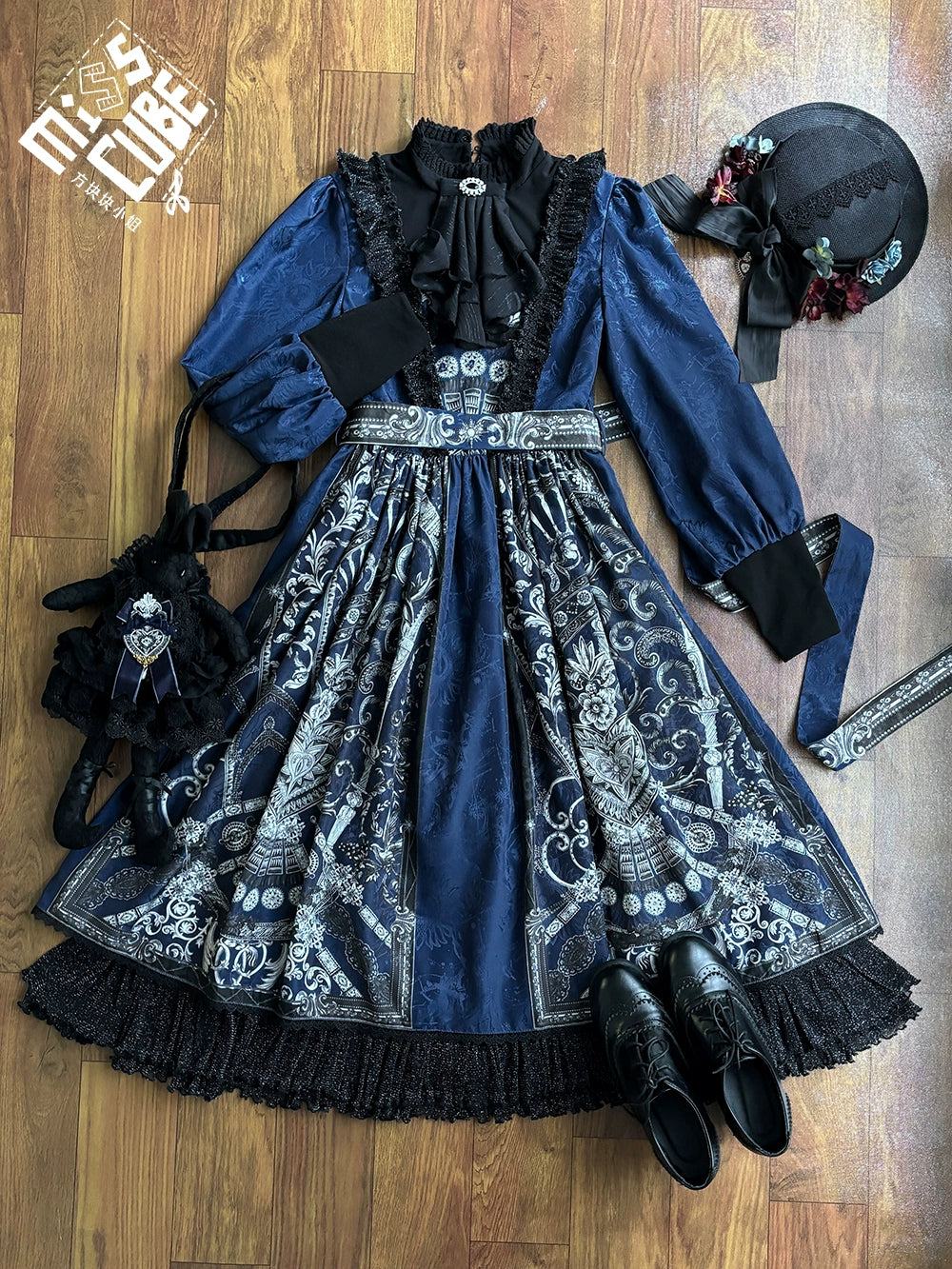 【予約販売】Eye of Horus プリントワンピース