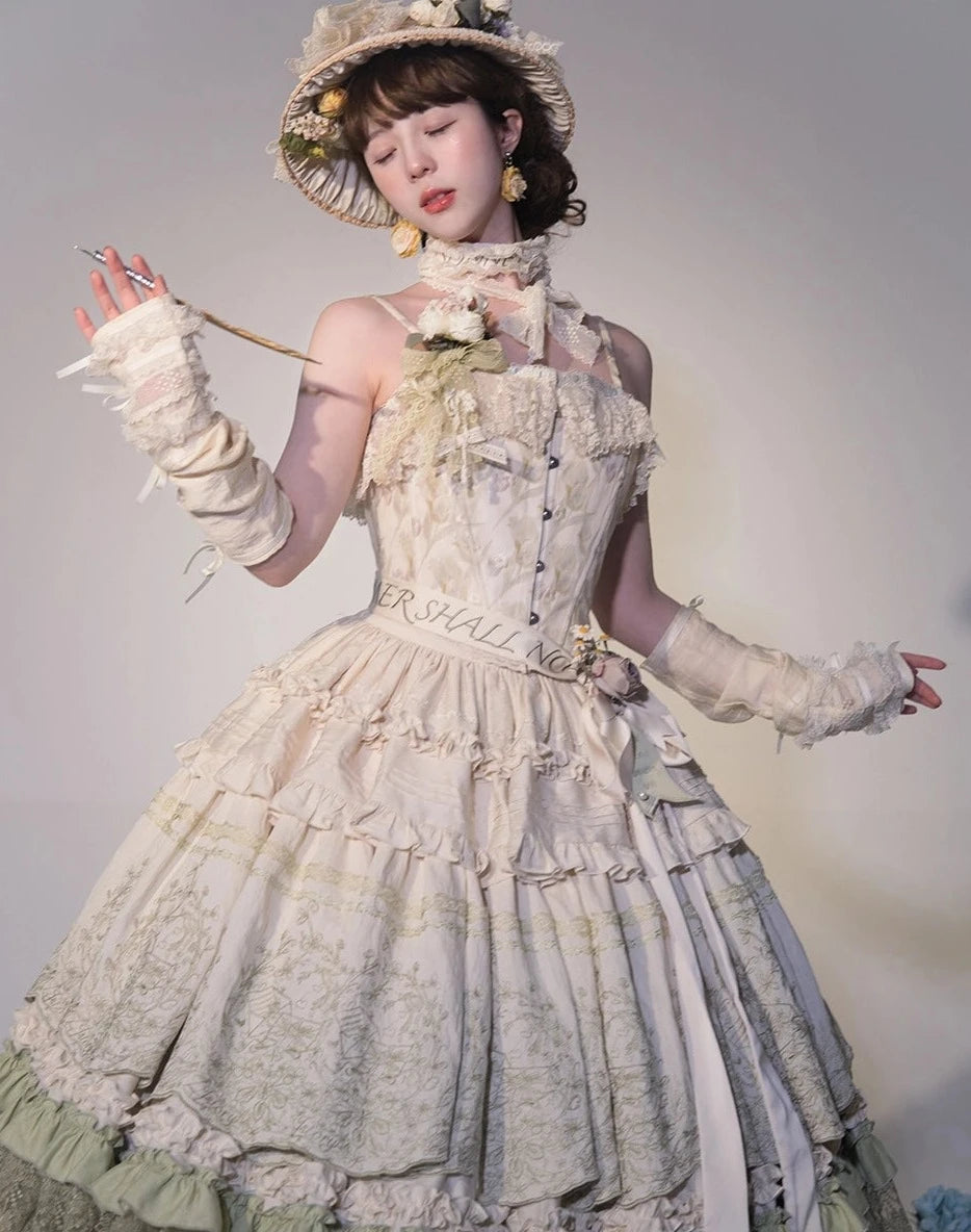Fourteen-line poem: Lace camisole corset