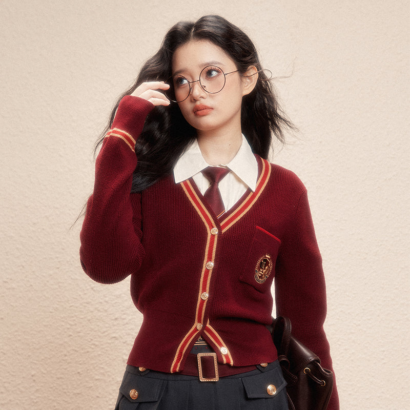 [Reservation sale] Hogwarts School of Witchcraft and Wizardry slim cardigan with line