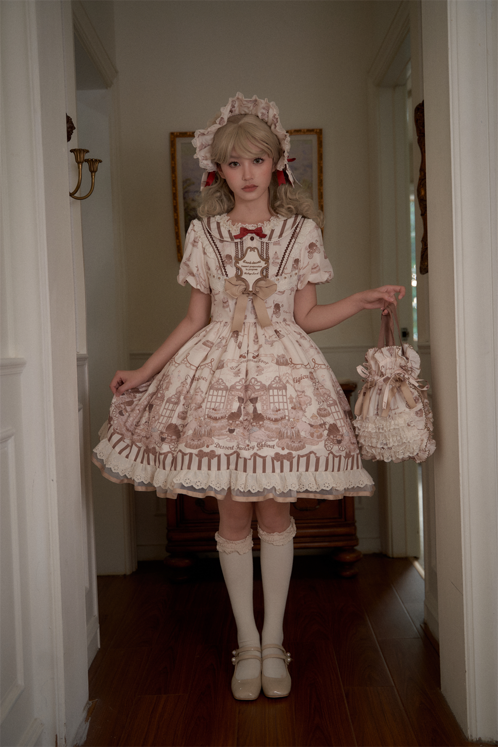 [Pre-orders available until 10/28] Antique Dessert Room Short Sleeve Dress