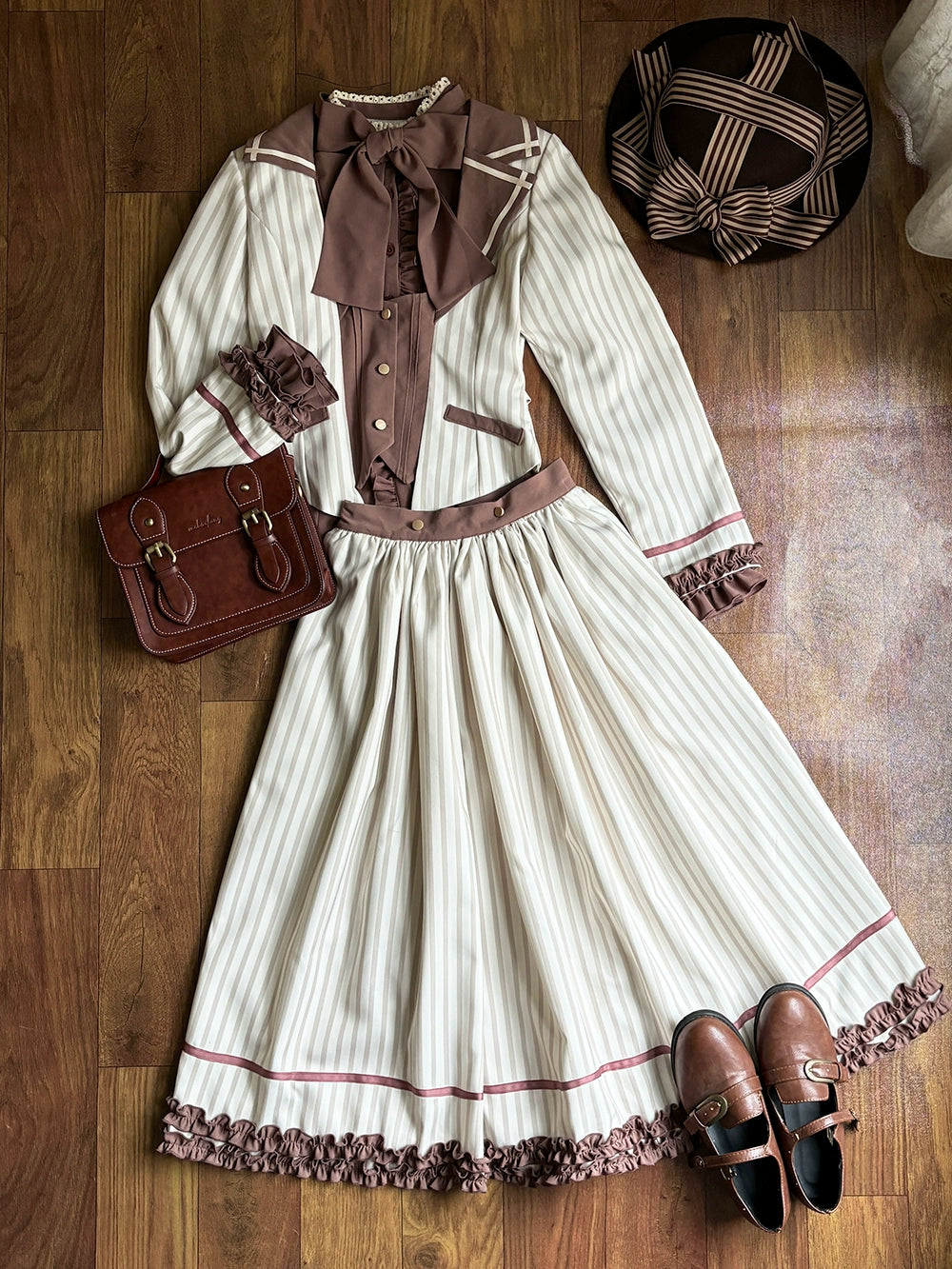 [Pre-orders available until 12/4] Classic Chocolat Stripe Long Skirt