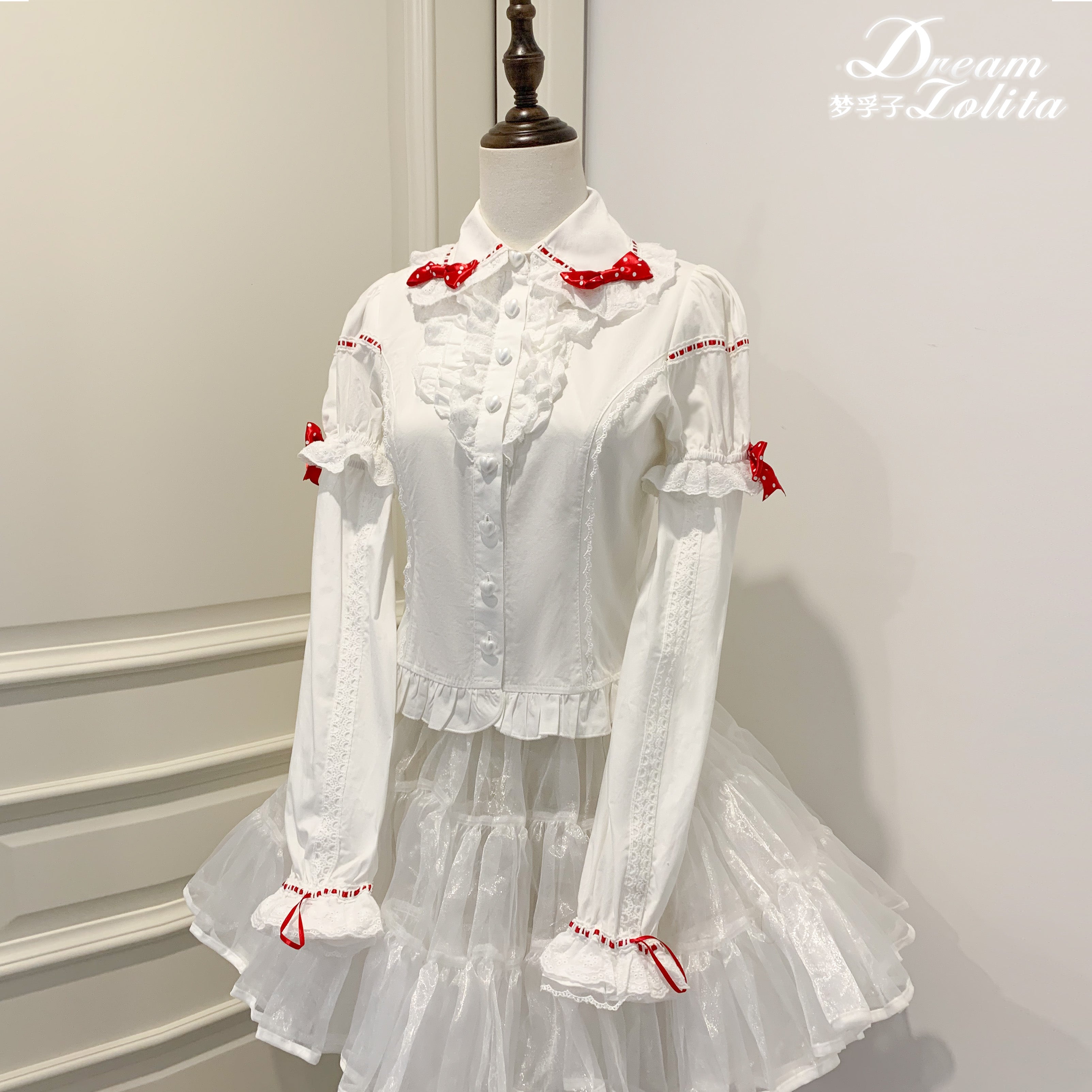 [Pre-orders available until 3/16] Dream to Strawberry 2way blouse