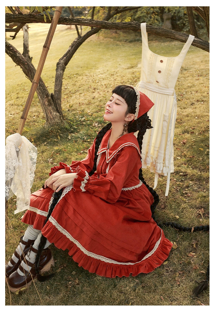 Pastoral Girl Lace Line Dress and Apron