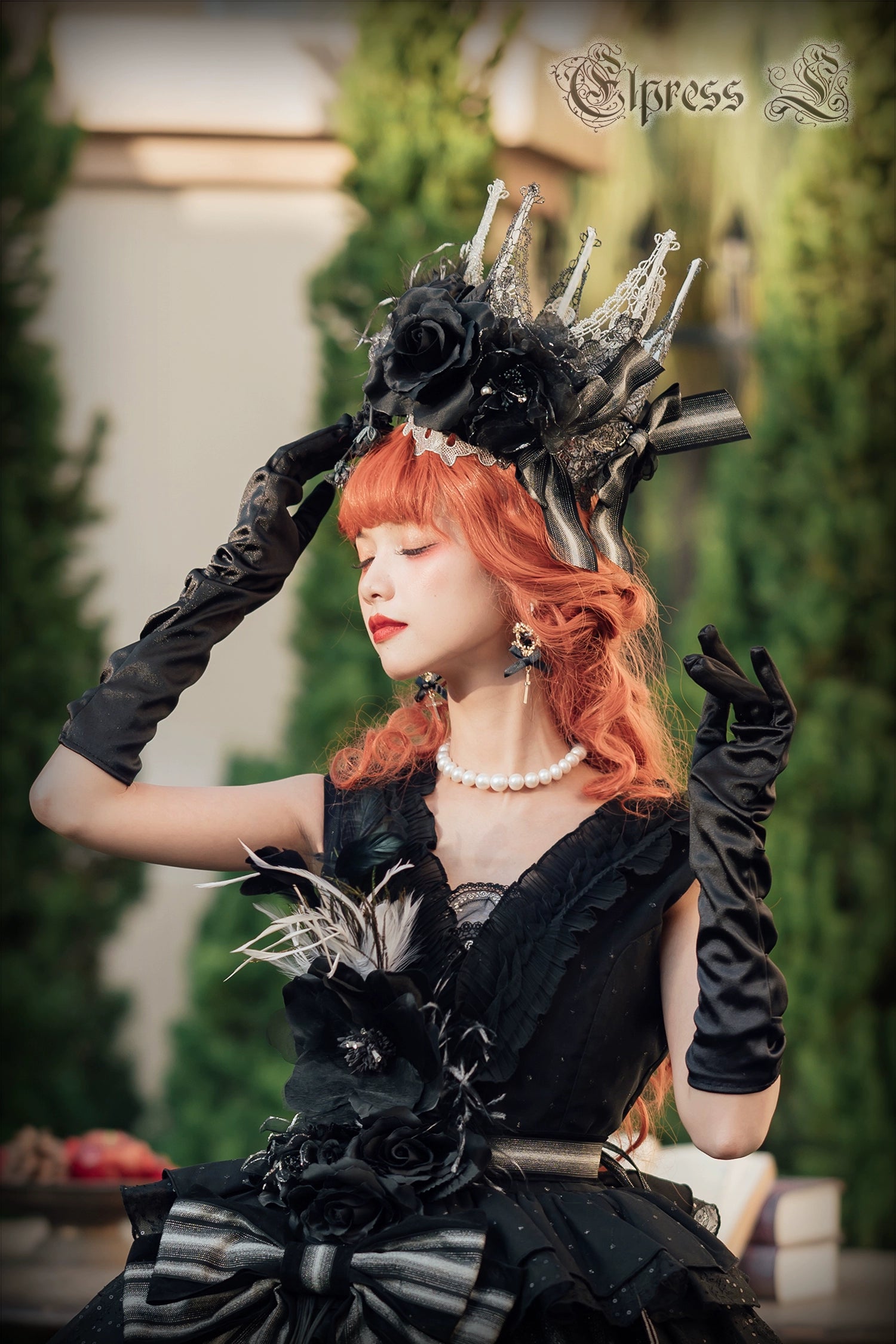 [Only available with simultaneous purchase] Rose Throne hat, arm sleeves and other accessories