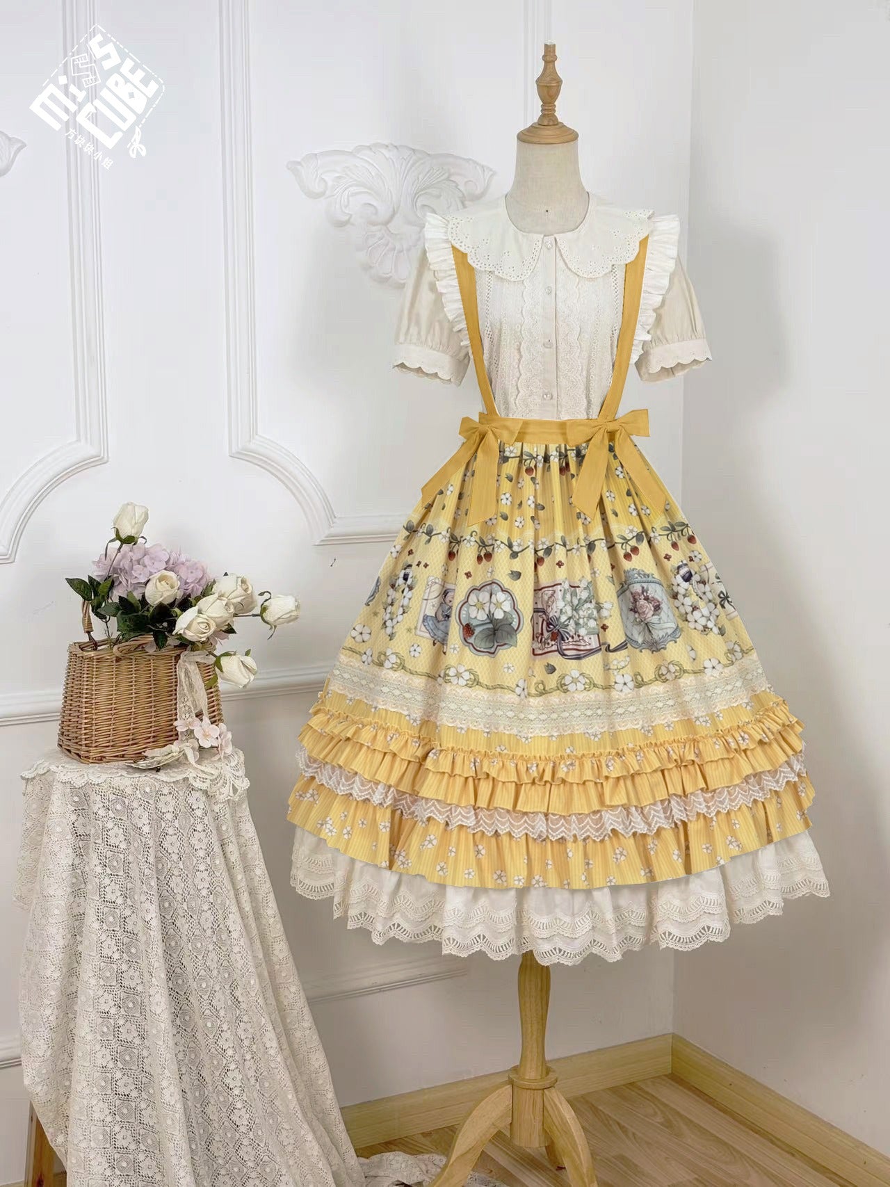【予約販売】Sweetie Sheep ショルダーストラップ付きスカート・プリントタイプ