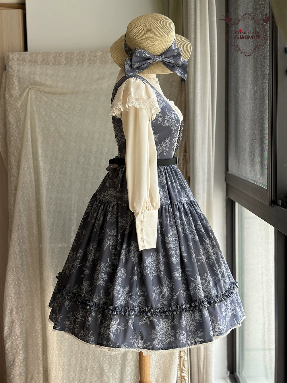 【予約販売】Sketch Wild Rose ジャンパースカート プリントタイプ