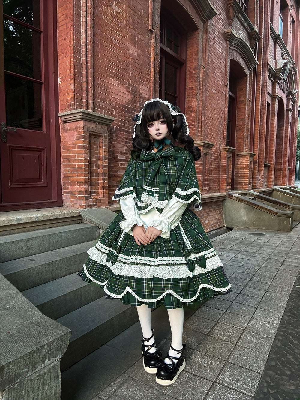 【受注予約10/15まで】Checkered Petal Rabbit うさ耳付きケープ