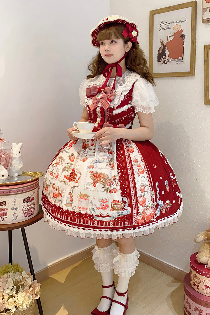 [Pre-orders available until 2/26] Strawberry Manor Print Jumper Skirt