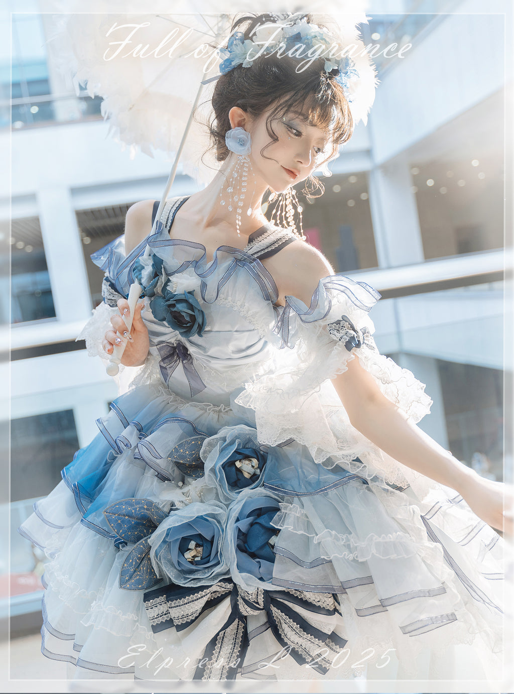 [Pre-orders available until 2/26] Full of Fragrance Dress with Train and Inner Skirt - Blue