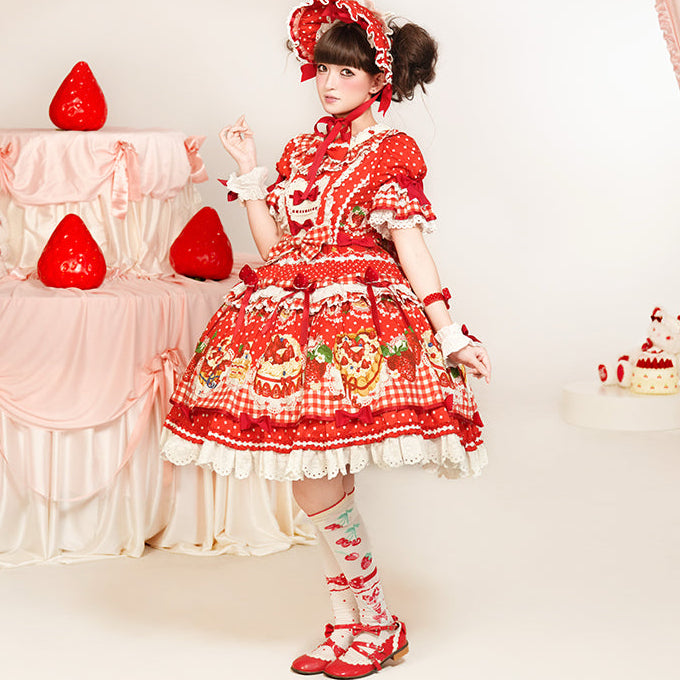 【受注予約11/18まで】Strawberry Cake Guide プリントワンピース