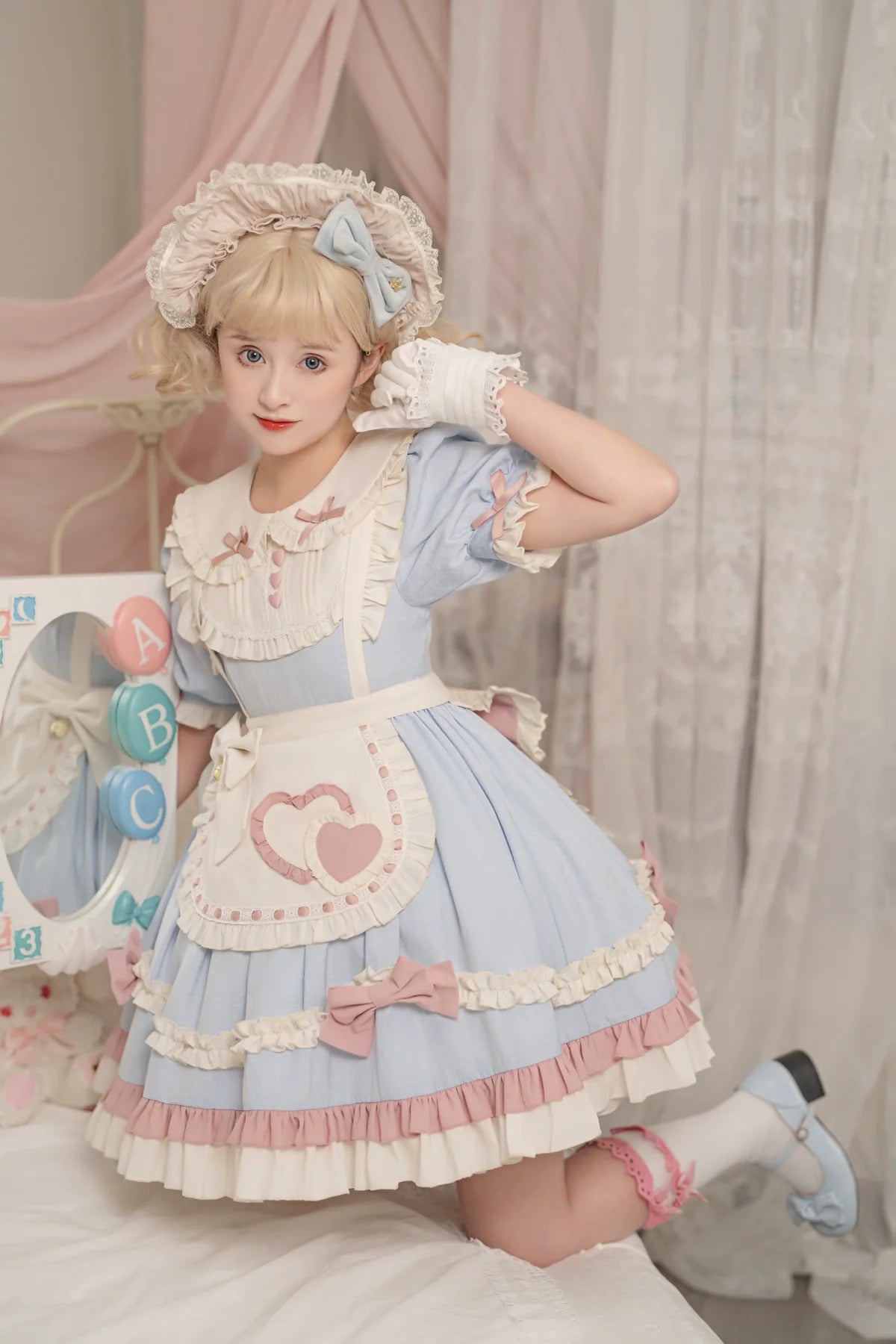 White cat maid dress with bell ribbon apron
