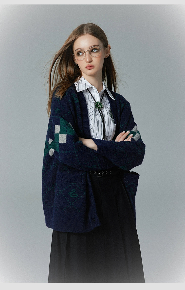 [Pre-order] Hogwarts School of Witchcraft and Wizardry Argyle School Cardigan