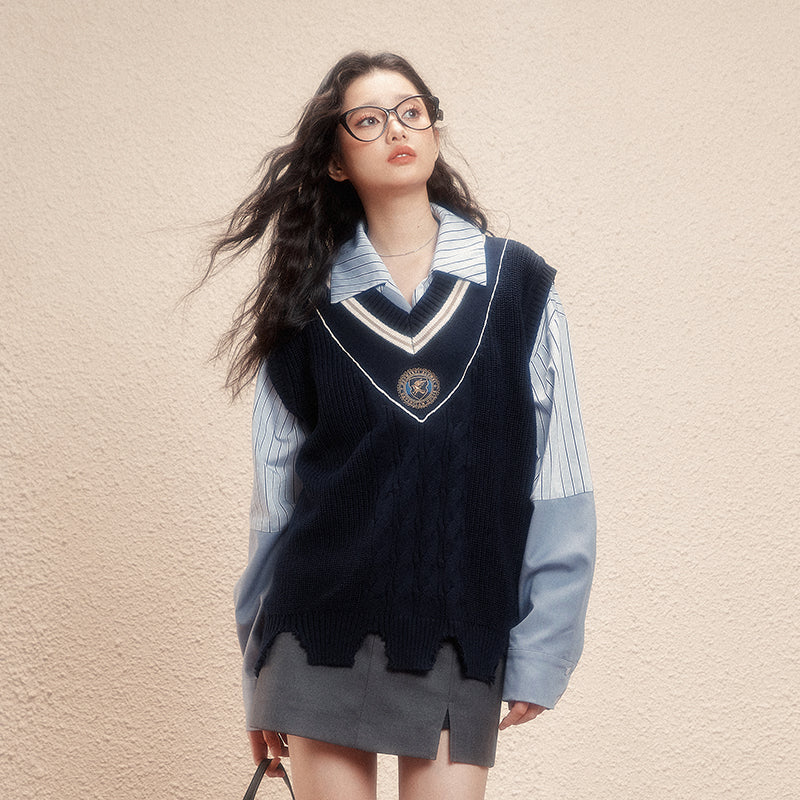 [Pre-order] Hogwarts School of Witchcraft and Wizardry Oversize Knit Vest