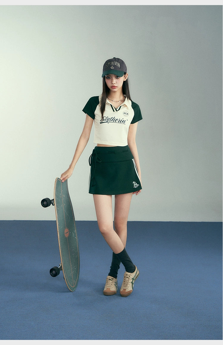 [Pre-order] Hogwarts School of Witchcraft and Wizardry Miniskirt, Short Sleeve Top and Hat Set